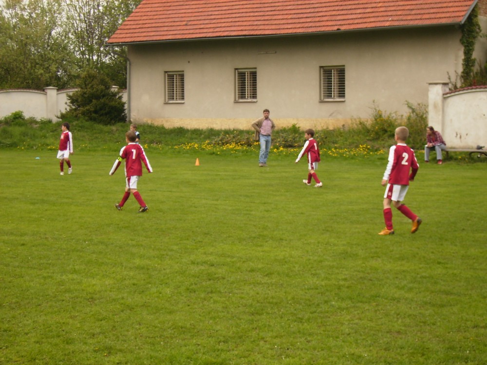 ČESKÝ BROD - J.LHOTA 2-3  ml.příp. 27.4.2011 (14)